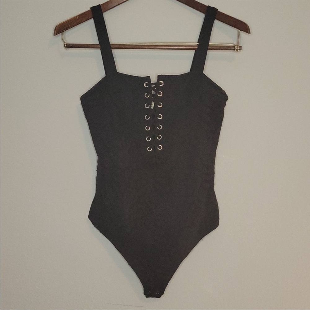 Express Black Lace Up Bodysuit Top Tie Up XS - Picture 2 of 3